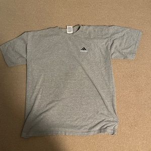 *VINTAGE* mens adidas t shirt